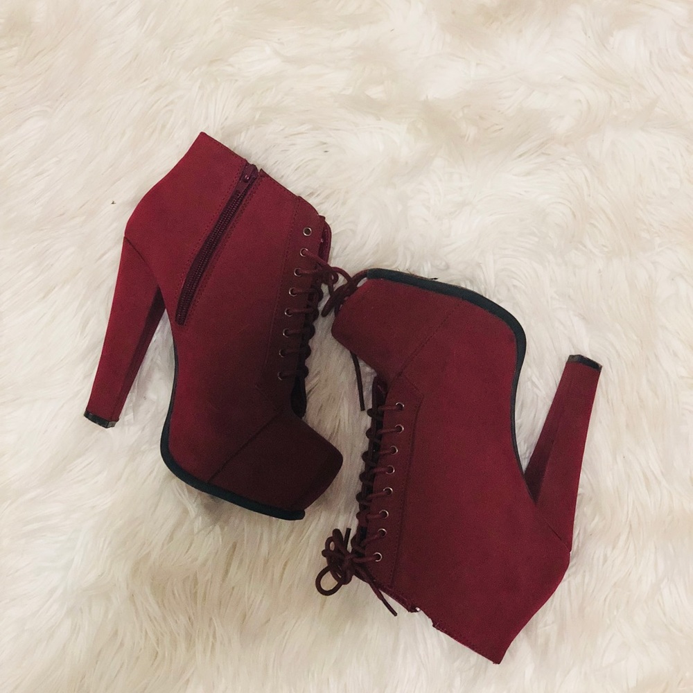 Maroon red lace up booties - Picture 2 of 6